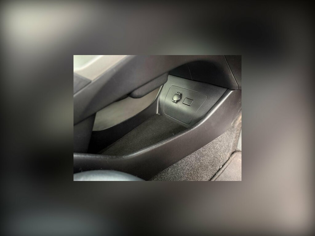 Toyota Prius 1.8 Vvti Plug-in Cvt Silver #33
