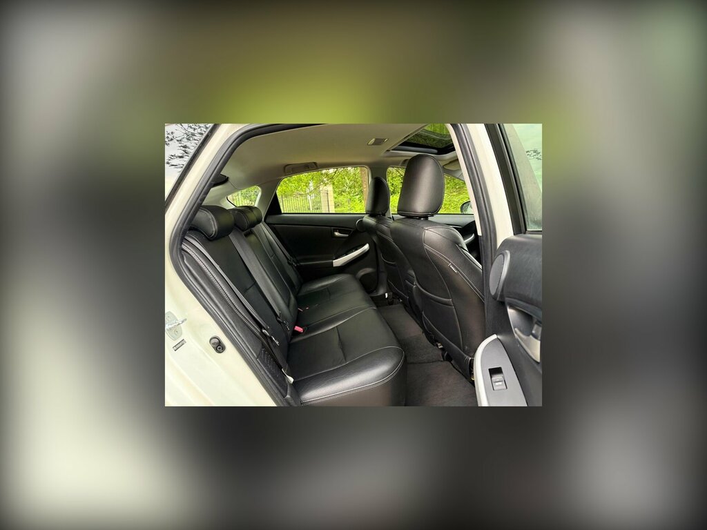 Toyota Prius 1.8 Vvti Plug-in Cvt Silver #13