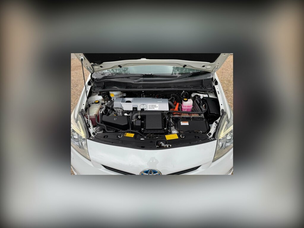 Toyota Prius 1.8 Vvti Plug-in Cvt Silver #12