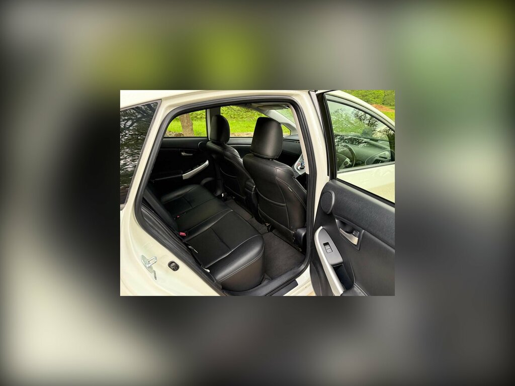 Toyota Prius 1.8 Vvti Plug-in Cvt Silver #14