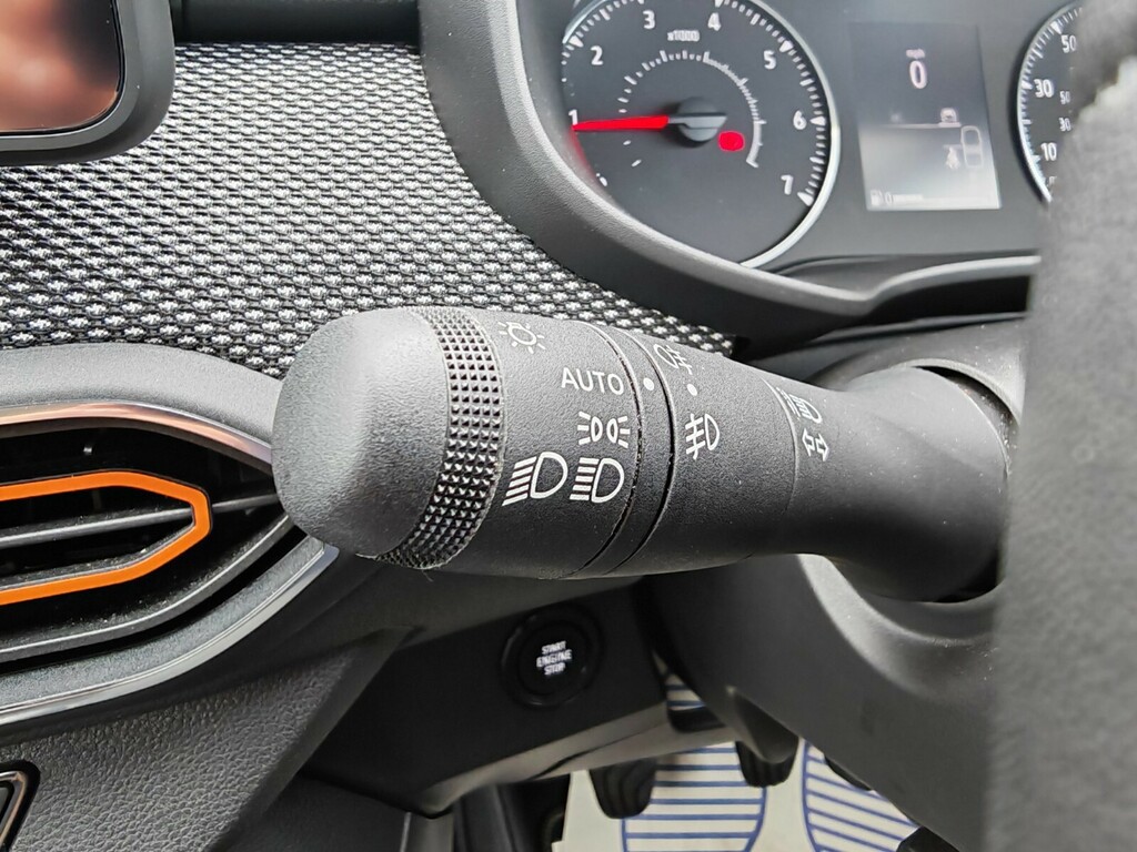 Dacia Sandero Stepway 1.0 Tce Prestige Hatchback Euro Orange #16