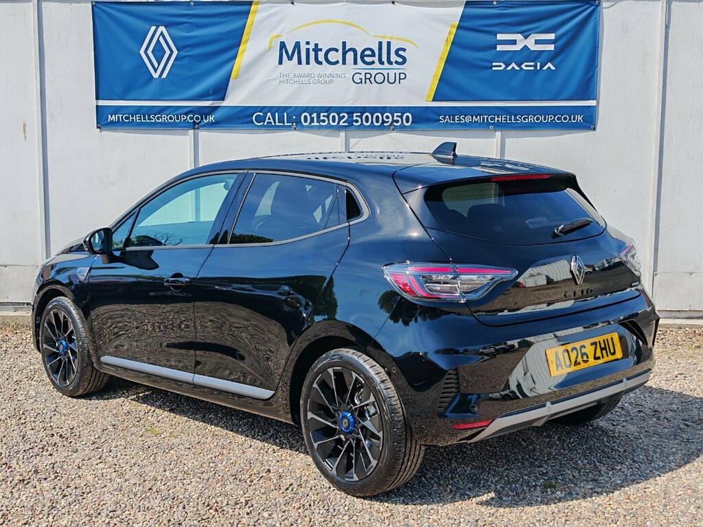 Renault Clio 1.6 E-tech Fh 145 Iconic Esprit Alpine Black #3