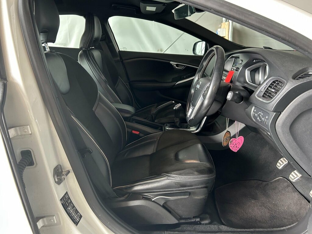 Volvo V40 2.0 D4 Se Lux Nav Geartronic Euro 6 Ss Red #12