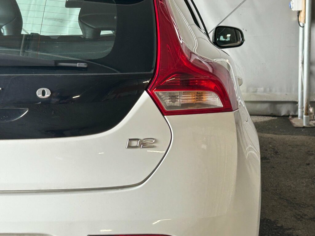 Volvo V40 2.0 D4 Se Lux Nav Geartronic Euro 6 Ss Red #47