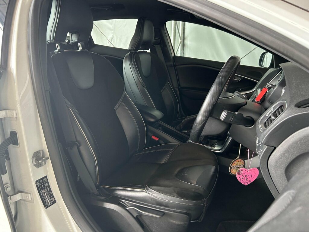 Volvo V40 2.0 D4 Se Lux Nav Geartronic Euro 6 Ss Red #13