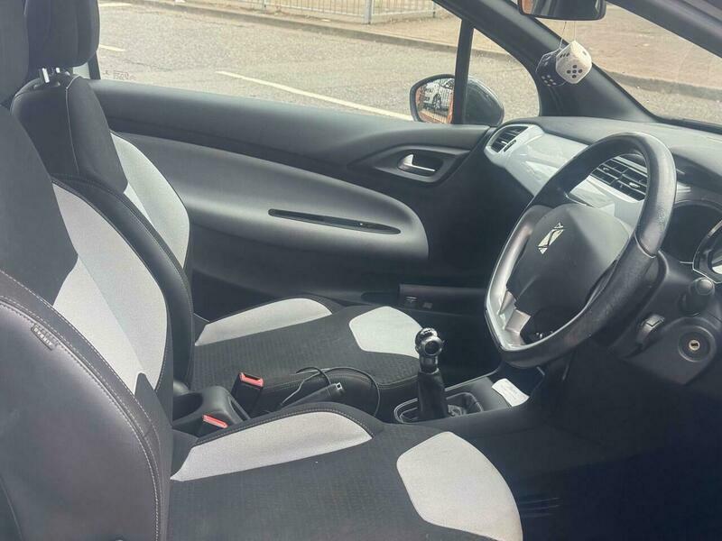 Citroen DS3 1.6 Dstyle Convertible. Sporty. Ulez Red #28