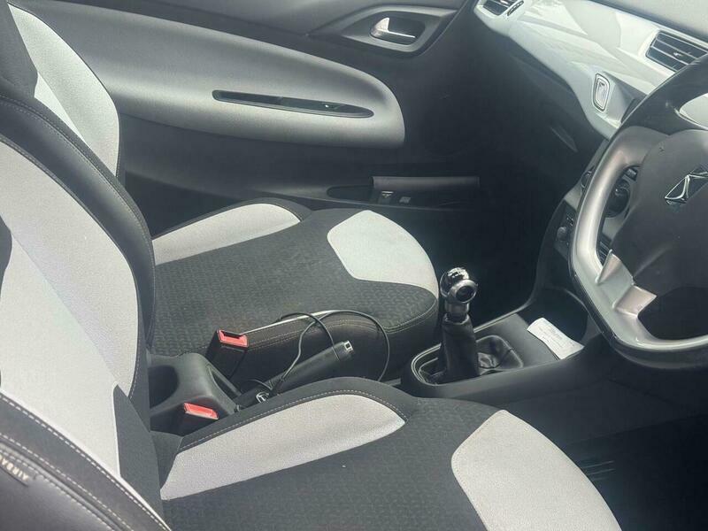 Citroen DS3 1.6 Dstyle Convertible. Sporty. Ulez Red #24