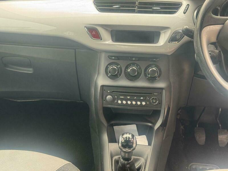 Citroen DS3 1.6 Dstyle Convertible. Sporty. Ulez Red #37