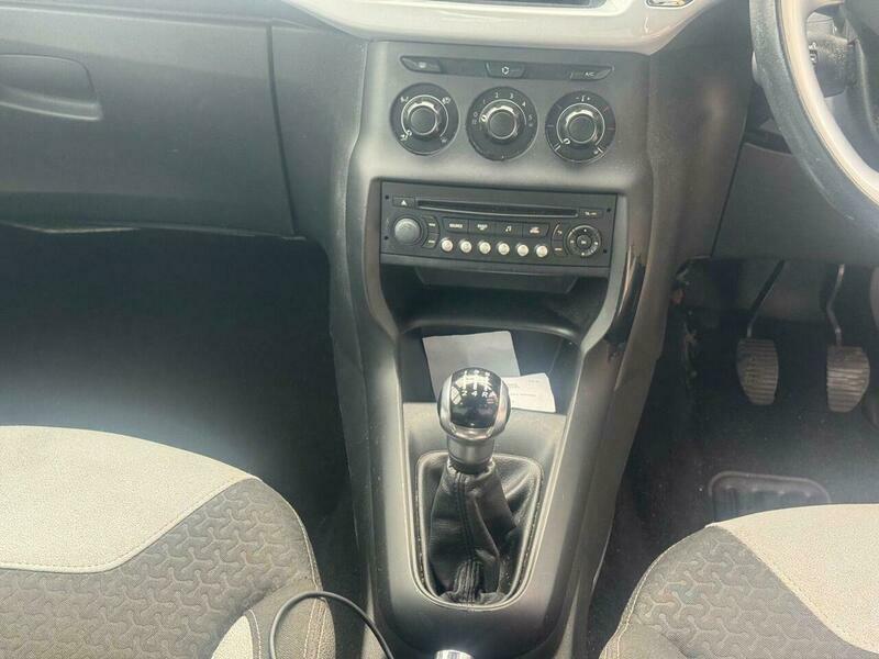 Citroen DS3 1.6 Dstyle Convertible. Sporty. Ulez Red #43