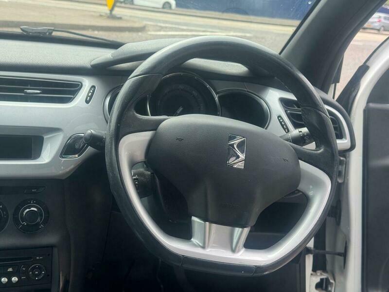 Citroen DS3 1.6 Dstyle Convertible. Sporty. Ulez Red #53