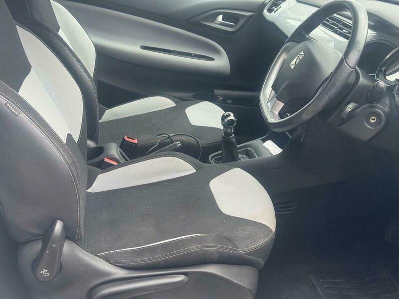 Citroen DS3 1.6 Dstyle Convertible. Sporty. Ulez Red #23