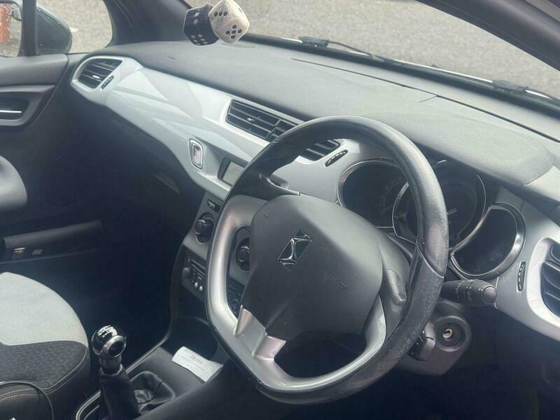 Citroen DS3 1.6 Dstyle Convertible. Sporty. Ulez Red #30