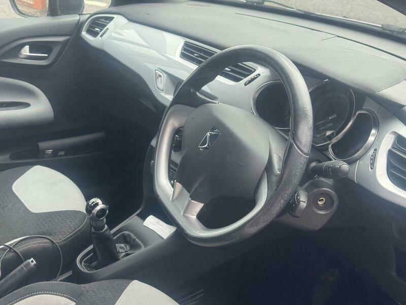 Citroen DS3 1.6 Dstyle Convertible. Sporty. Ulez Red #20