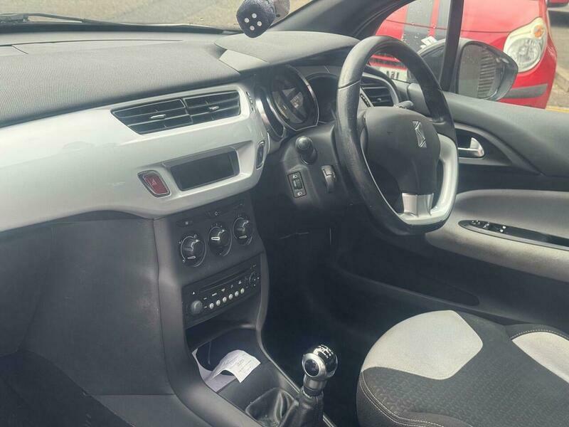 Citroen DS3 1.6 Dstyle Convertible. Sporty. Ulez Red #18