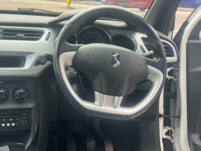 Citroen DS3 1.6 Dstyle Convertible. Sporty. Ulez Red #35
