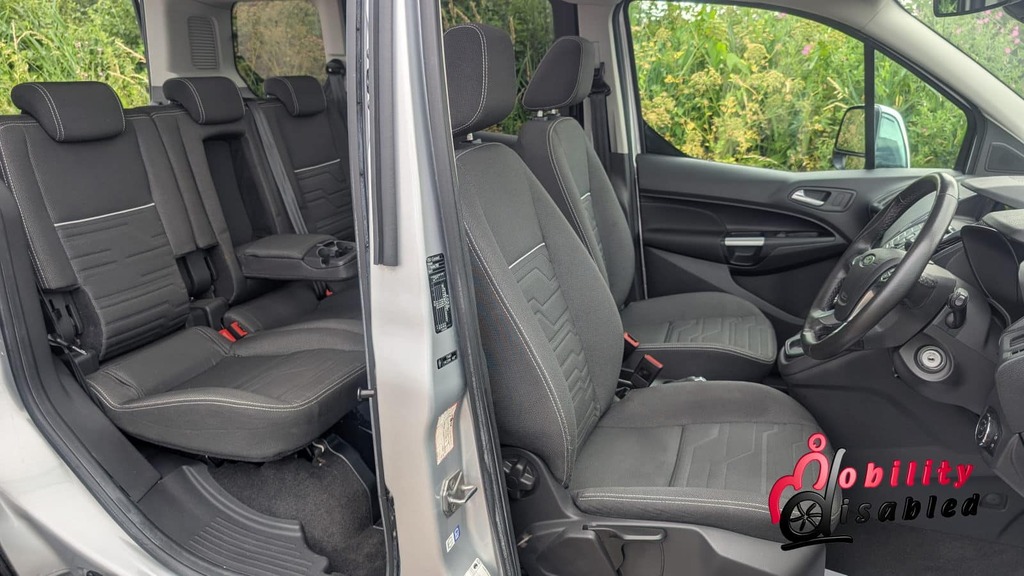 Ford Tourneo Connect Diesel YA17DKJ Silver #2