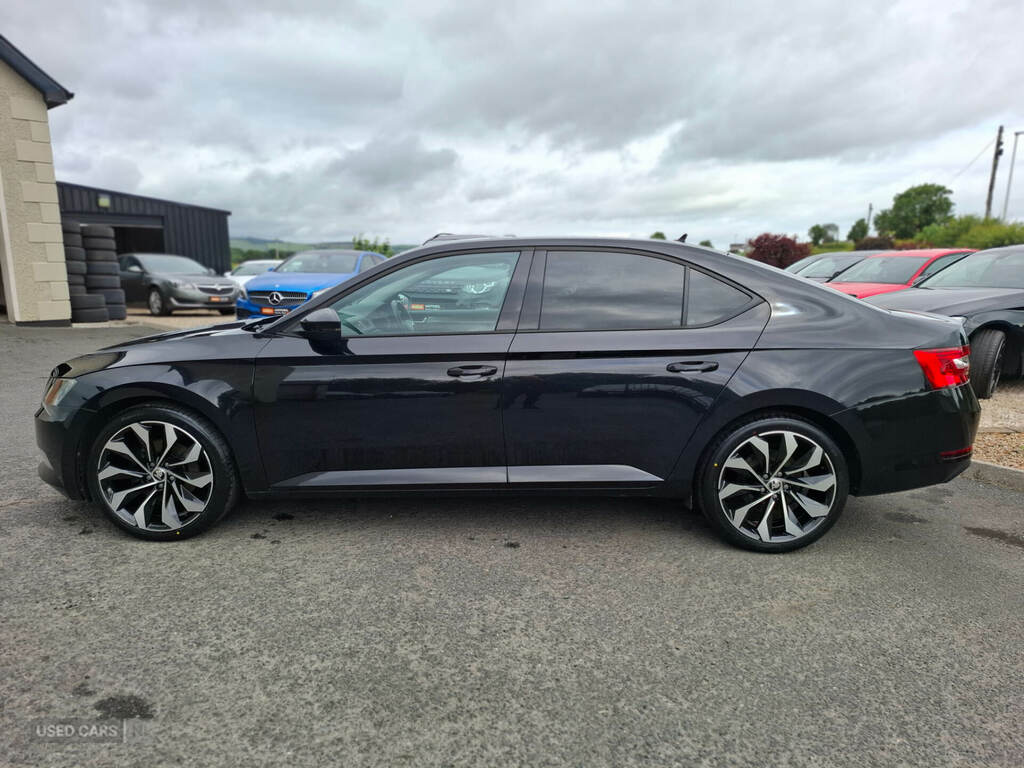 Skoda Superb Tdi CVZ5891 Black #3