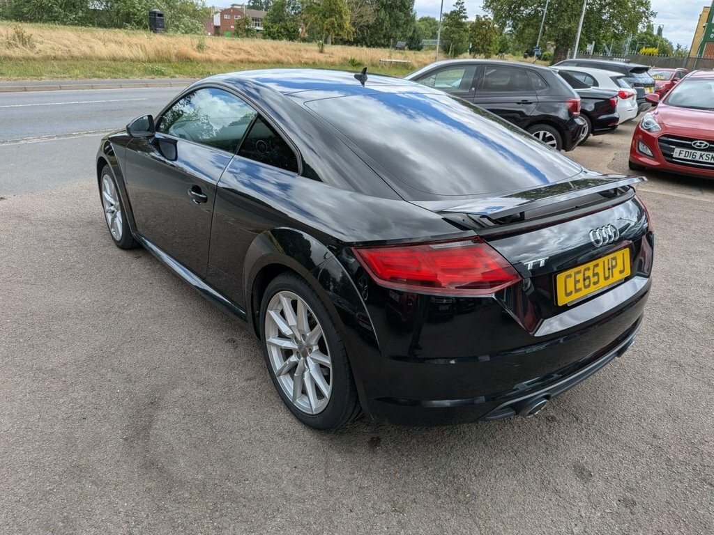 Audi TT 2L Sport Black #5