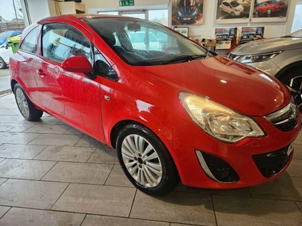 Peugeot 108 Active Red