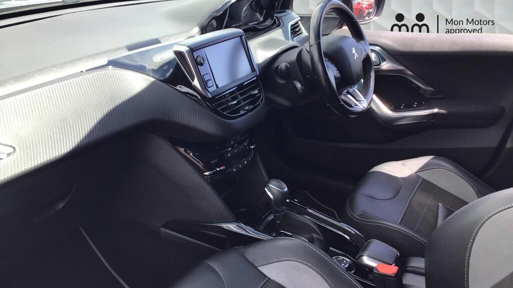 Peugeot 2008 Bluehdi Allure Eat Euro 6 5-Door Grey #2