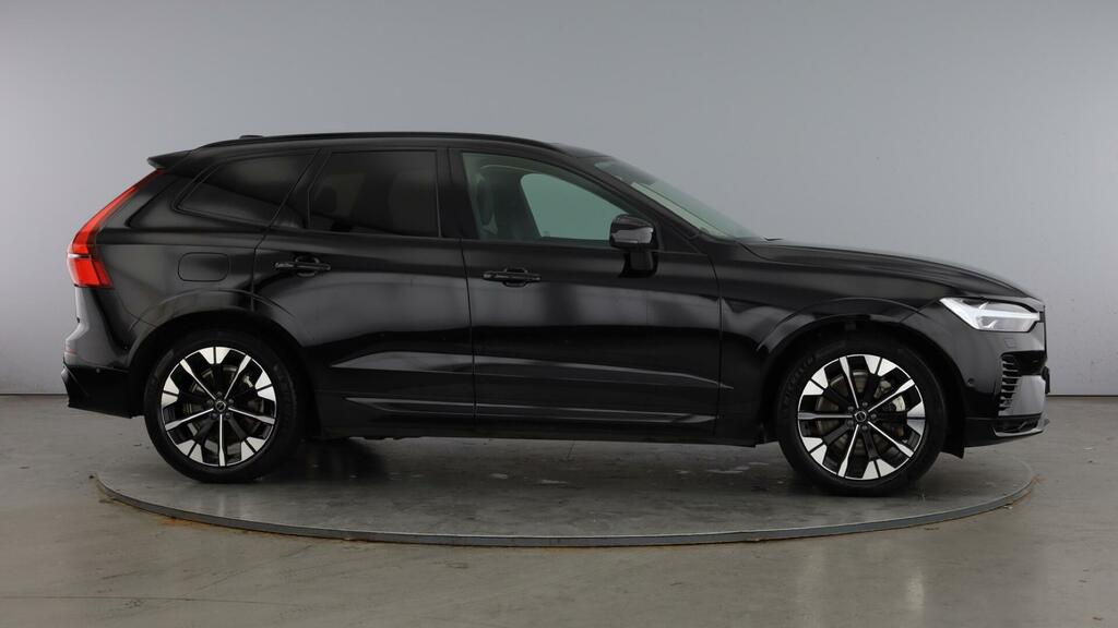 Volvo XC60 2.0 T8 18.8Kwh Ultra Dark Euro 6 5-Door CE75ZRO Black #3