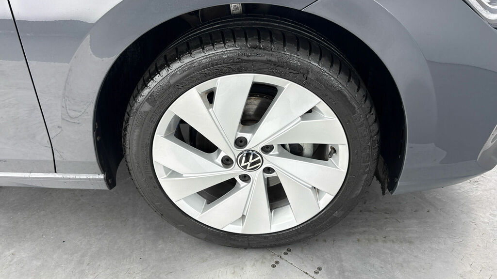 Volkswagen Golf Tsi Match Euro 6 5-Door GD24FMK Grey #5