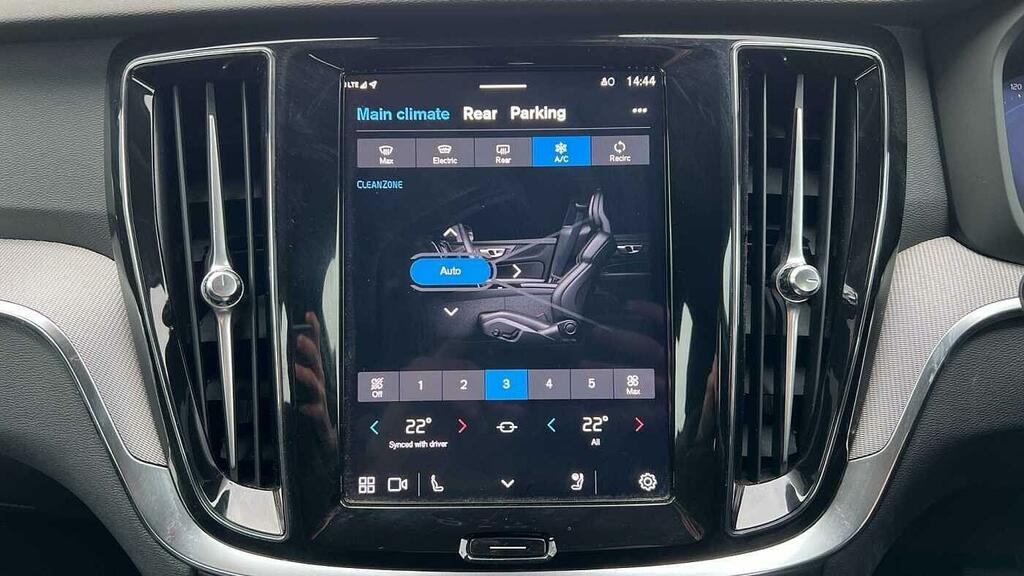 Volvo V60 Plus, B4 Mild Hybrid, Dark Blis, Heated S Blue #29