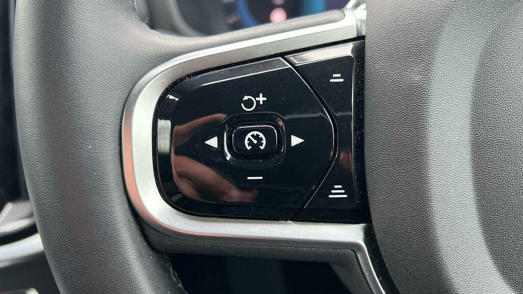 Volvo V60 Plus, B4 Mild Hybrid, Dark Blis, Heated S Blue #31