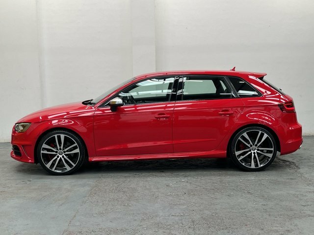 Audi S3 2.0 Tfsi Sportback S Tronic Quattro Red #4