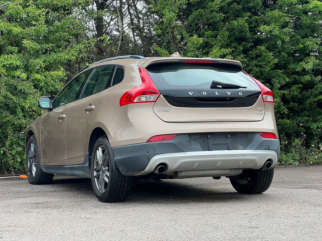Volvo V40 Cross Country T5 Cross Country Lux Nav Awd Brown #6
