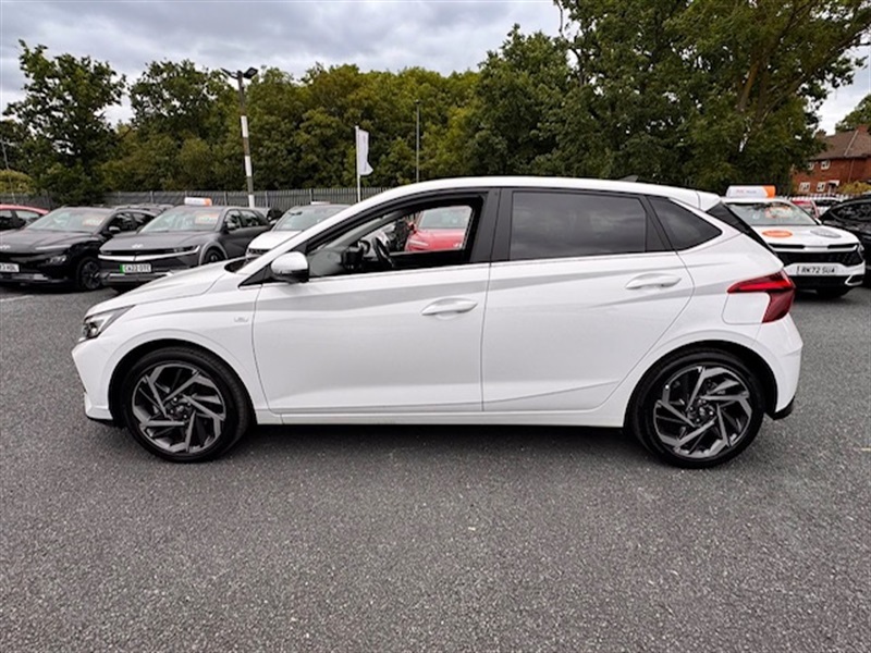Hyundai I20 1.0 T-gdi Mhev Premium Hatchback Hybrid White #4