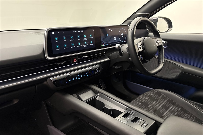Hyundai Ioniq 6 77.4Kwh First Edition Saloon Awd Blue #5