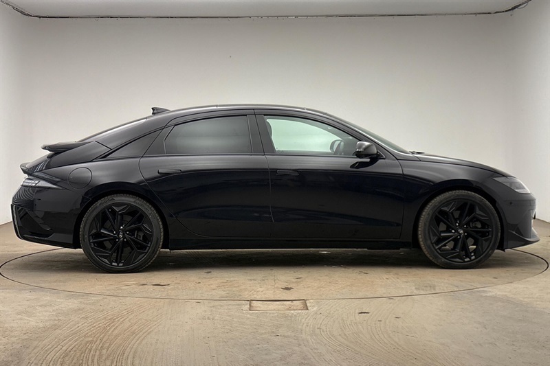 Hyundai Ioniq 6 77.4Kwh First Edition Saloon Awd Blue #2