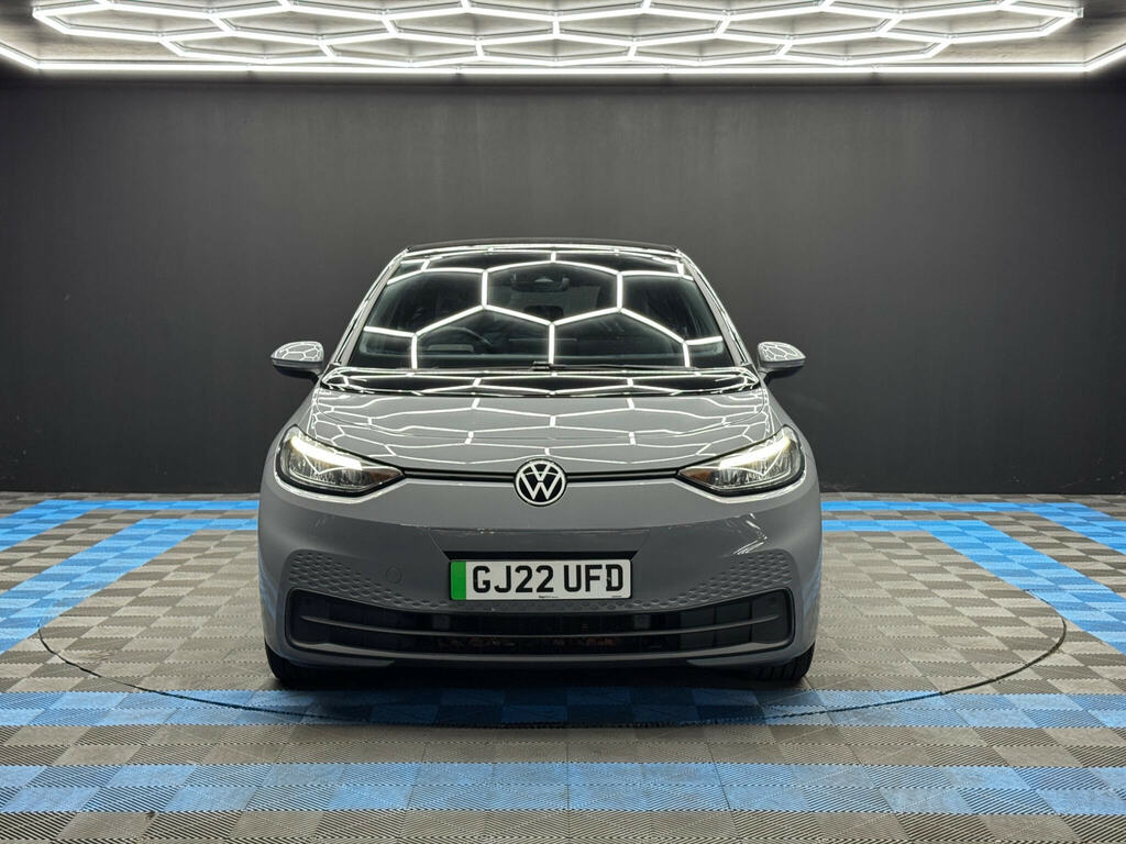 Volkswagen ID.3 Pro 58Kwh Life Grey #2