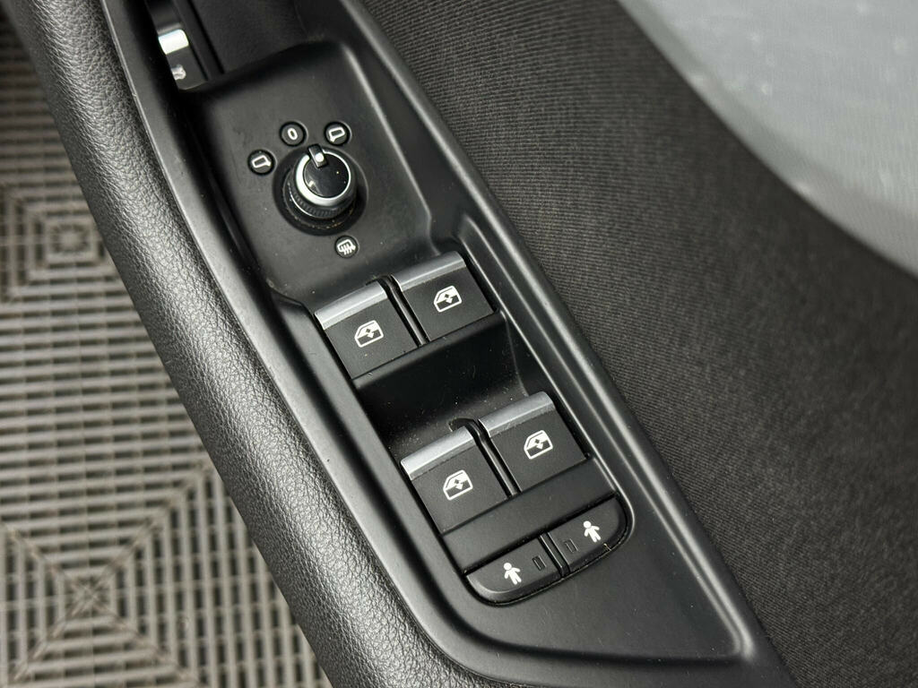 Audi A4 2.0 Tdi Sport S Tronic Quattro Euro 6 Ss Grey #39