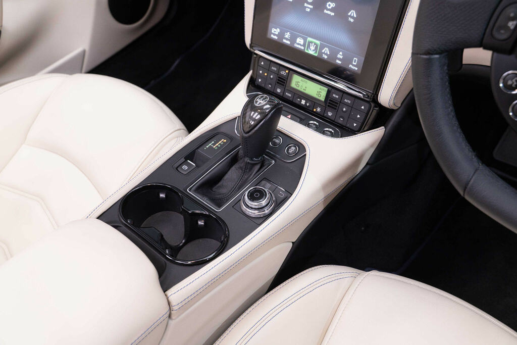 Maserati GranCabrio 4.7L Grancabrio Sport White #10