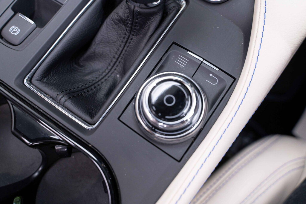 Maserati GranCabrio 4.7L Grancabrio Sport White #22