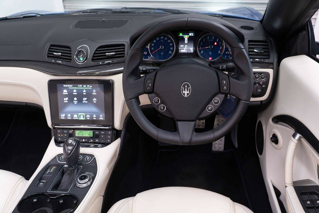 Maserati GranCabrio 4.7L Grancabrio Sport White #37