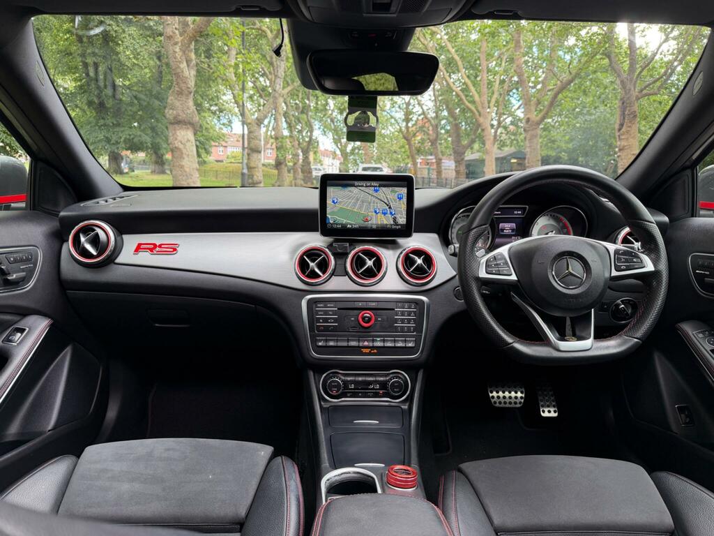 Mercedes-Benz GLA Class Amg Line Grey #4