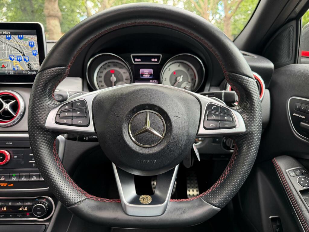 Mercedes-Benz GLA Class Suv Black #10