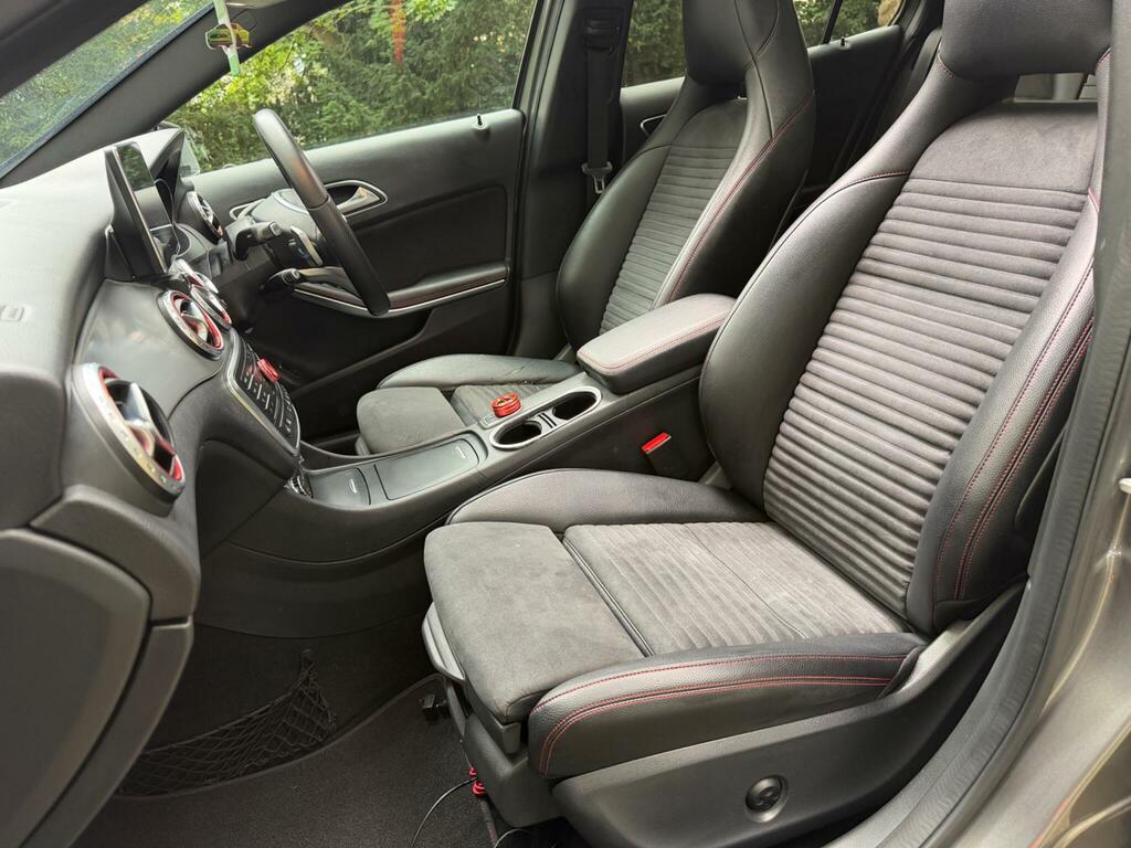 Mercedes-Benz GLA Class Suv Black #8
