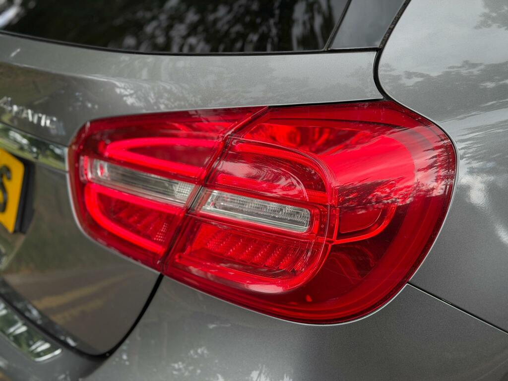 Mercedes-Benz GLA Class Suv Black #32