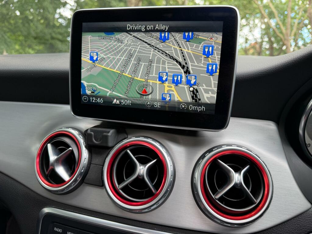 Mercedes-Benz GLA Class Suv Black #11