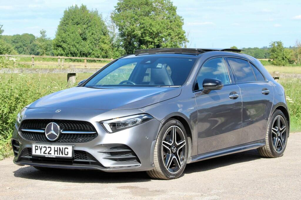 Mercedes-Benz A Class 1.3 A180 Amg Line Edition Premium Plus 7G-dct Eu Grey