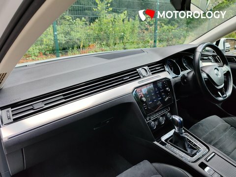 Volkswagen Passat 1.4 Tsi Gte White #6