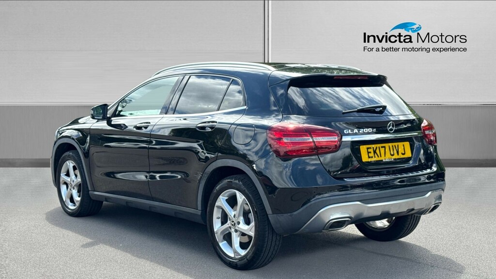 Mercedes-Benz GLA Class Sport Premium Plus Black #5