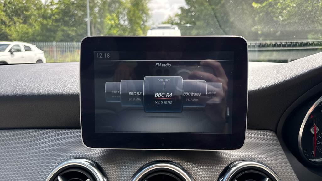 Mercedes-Benz GLA Class Suv 2.1 Gla200d Amg Line Executive 7G-dct Euro 6 Grey #12