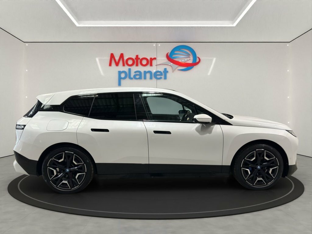 BMW iX Suv White #5