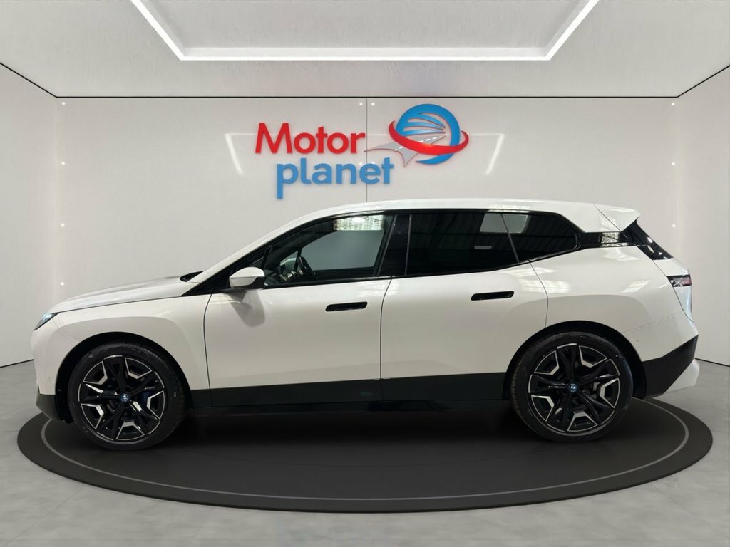 BMW iX Suv White #4