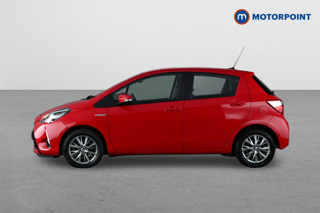 Toyota Yaris 1.5 Hybrid Icon Cvt Red #4